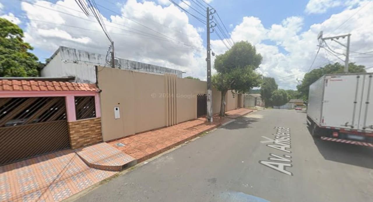 Foto 2 de 2: Casa em leilão em Manaus - AM — Casa 721m², Planalto, Manaus/AM - Ocupado