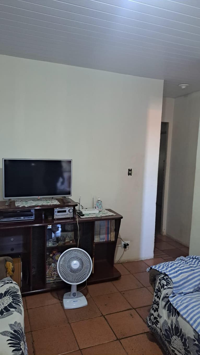 Foto 11 de 18: Apartamento em leilão em Piracicaba - SP, bairro Santa Terezinha — Prédio residencial situado à Rua Angatuba, nº 33, Piracicaba/SP