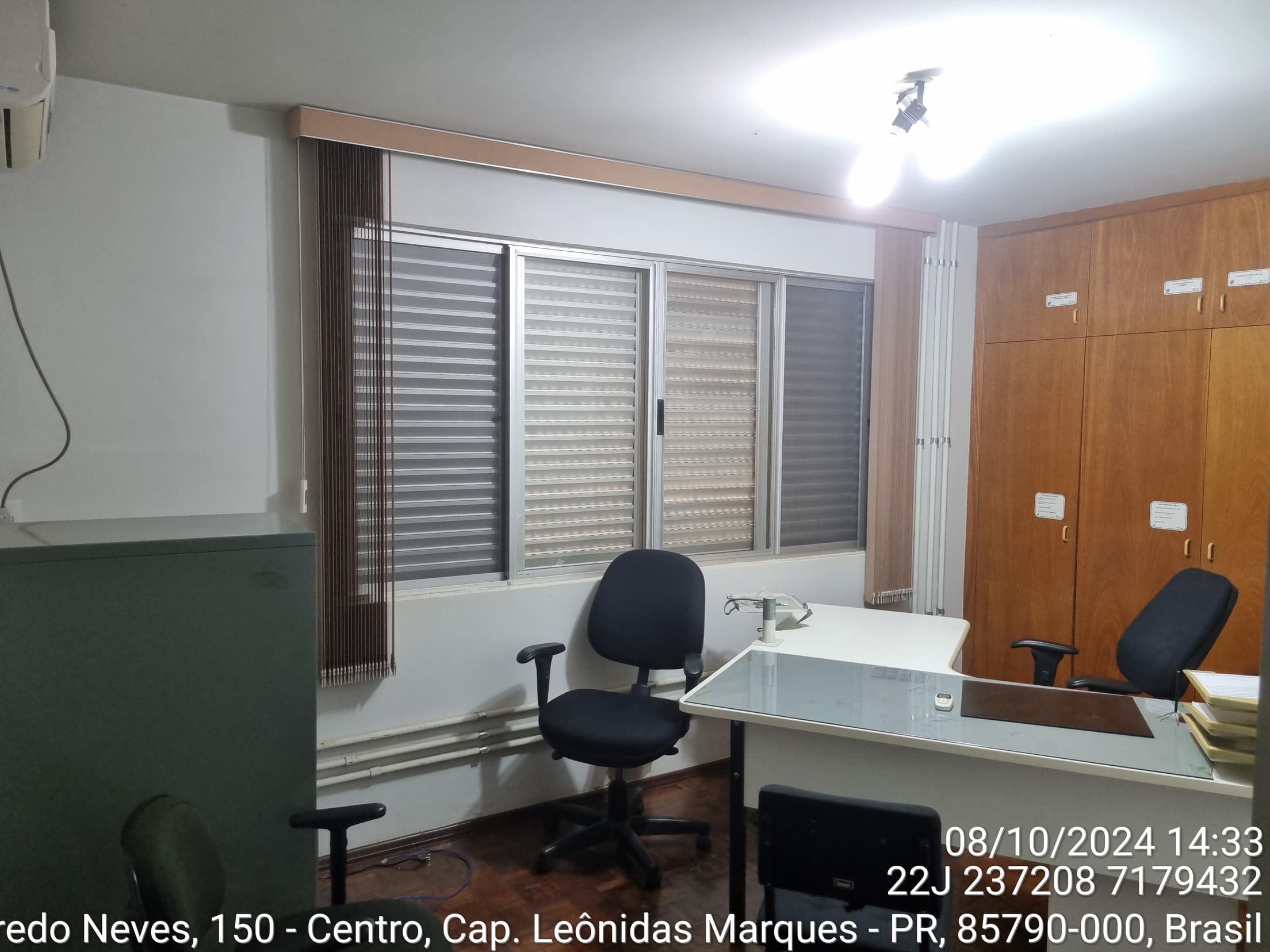Foto 6 de 8: Casa em leilão em Capitão Leônidas Marques - PR — Casa 152m² Desocupada no Bairro Centro em Capitão Leonidas Marques/PR