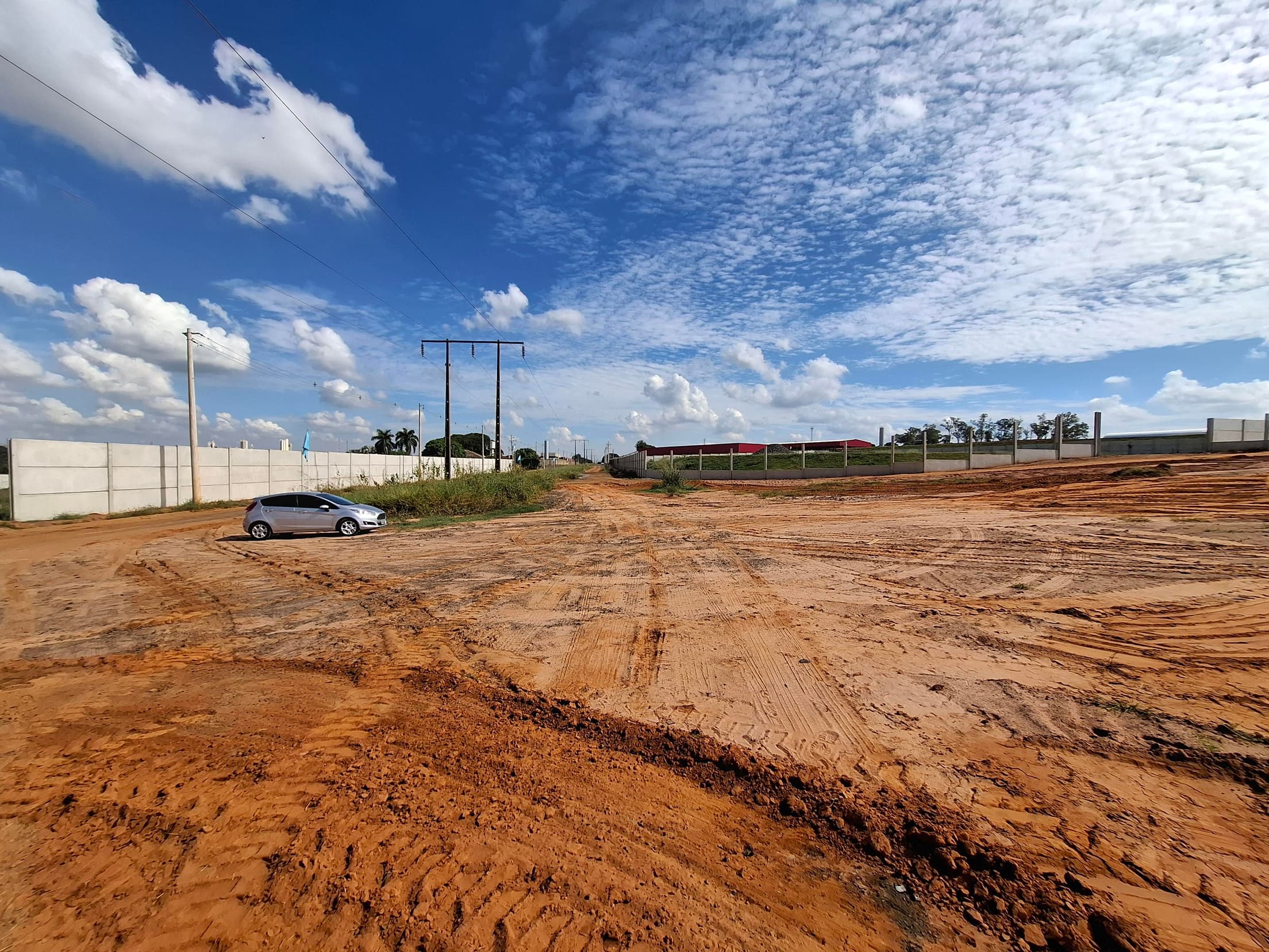 Foto 6 de 8: Comercial em leilão em Mirassol - SP — ÁREA DE TERRA INDUSTRIAL DE 24.200m² LOCALIZADO NA FAZENDA TRÊS BARRAS, MIRASSOL/SP | MATRICULA 13.648