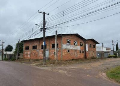 Foto 1 de 7: Terreno em leilão em Almirante Tamandaré - PR, bairro Tanguá — Terreno de 489,68 m² e barracão de 300m², Rua Constância Wolf, 100,Tanguá, Almirante Tramandaré/PR - Massa Falida Likakal Ind Eletrônica