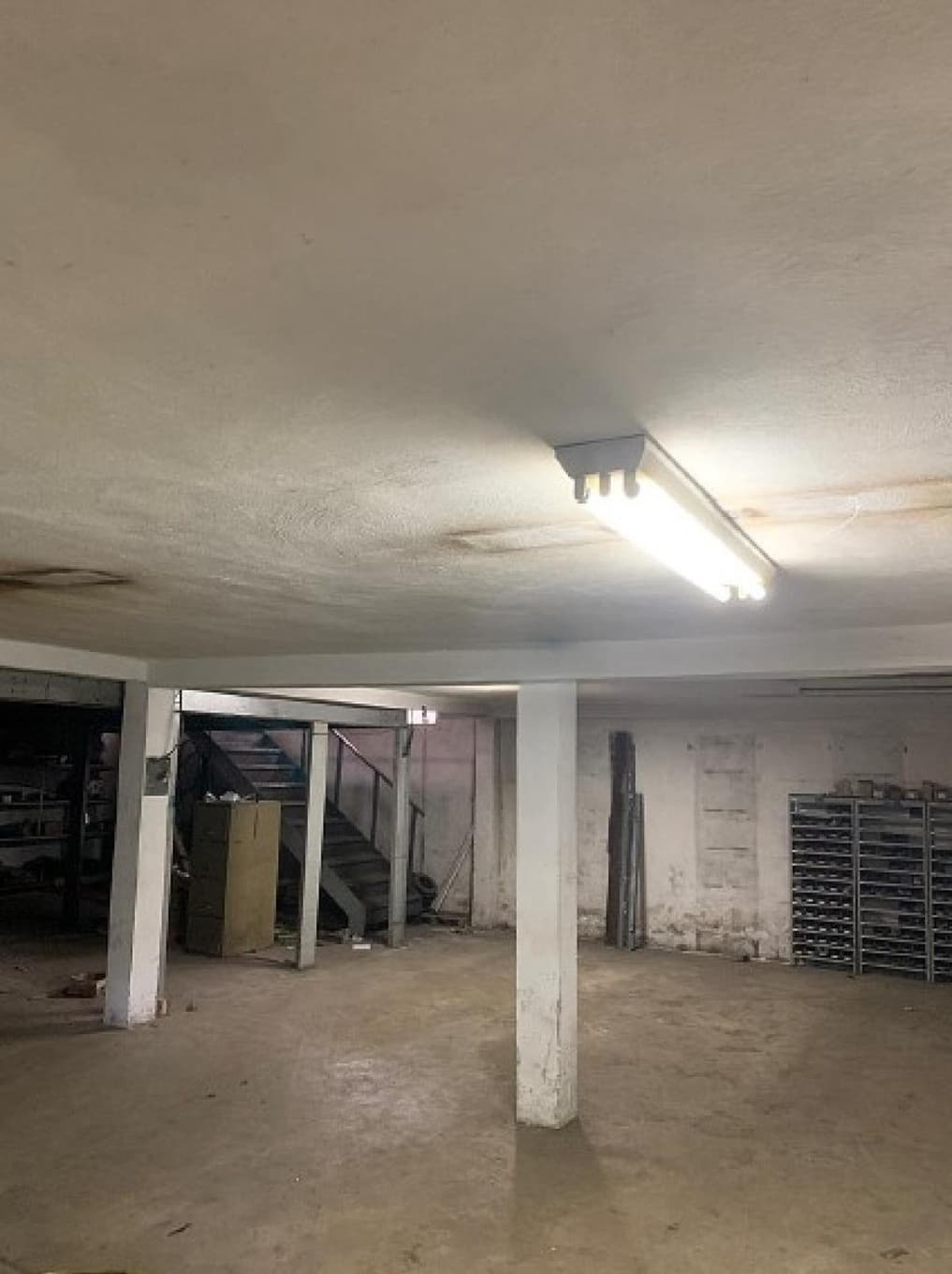 Foto 25 de 28: Comercial em leilão em Colombo - PR — Galpão Industrial em Colombo/PR com 3.863,76 m² de área construída