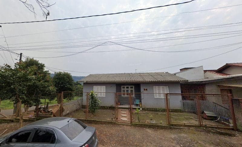 Foto 1 de 2: Casa em leilão em Montenegro - RS — Casa 298m², Senai, Montenegro/RS - Ocupada