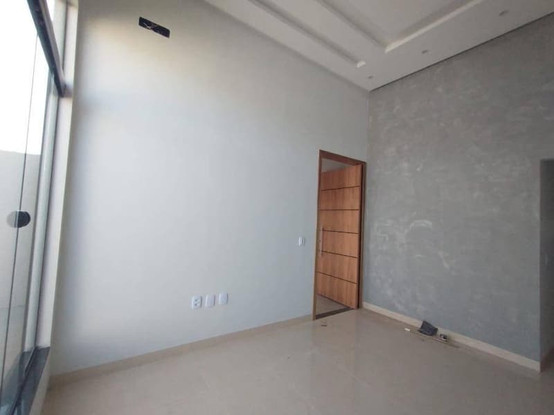 Foto 3 de 12: Casa em leilão em Caldas Novas - GO, bairro Jardim Serrano — Casa 97m² com Terreno 180m² | Caldas Novas-GO | Jardim Serrano - com 3 Qts - Financiamento até 420 Meses!