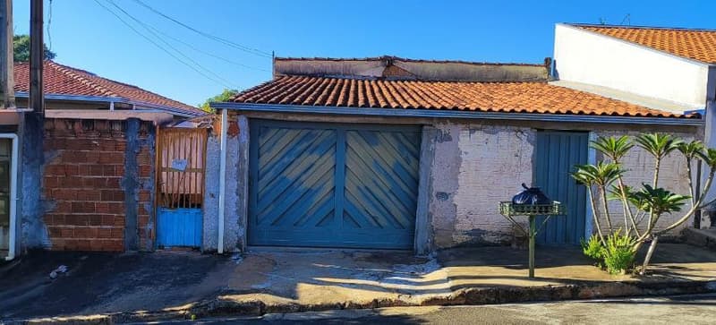 Foto 2 de 5: Casa em leilão em Pindorama - SP — (1/6) Casa, A.T. 401m², AC. 59m², Jd. Mariana