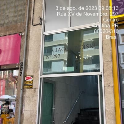 Comercial em leilão em Curitiba - PR — Sala comercial, com área de 33,17m², Curitiba/PR