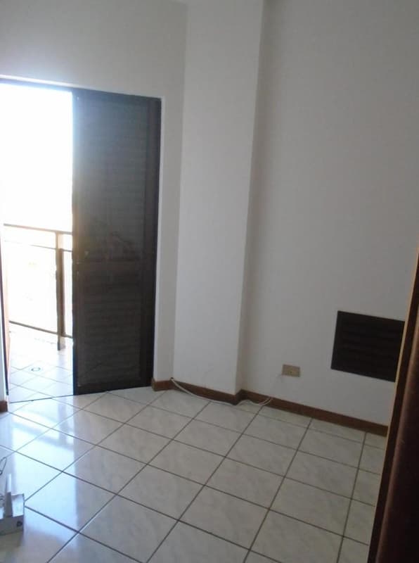 Foto 3 de 5: Apartamento em leilão em Foz Do Iguaçu - PR — Apartamento n°1902 e garagem do EDIFÍCIO MANSÃO DE FLORENÇA, Foz Iguaçu/PR