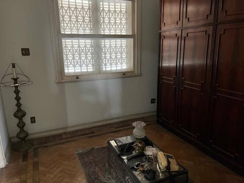 Foto 18 de 36: Casa em leilão em Rio De Janeiro - RJ, bairro Vila Isabel — Casa 374m² com Terreno 300m² | Rio de Janeiro-RJ | Vila Isabel | Oportunidade com 2 Vagas - Próx. ao Maracanã e à Av. 28 de Setembro - Financiamento até 420 Meses!