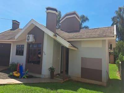 Foto 2 de 5: Casa em leilão em Independência - RS, bairro Centro — Casa 123m² com Terreno 933m² | Independência-RS | Centro - Financiamento até 420 Meses!