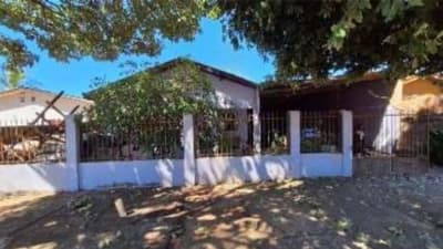 Casa em leilão em Lucas Do Rio Verde - MT — Casa 266m², Rio Verde, Lucas do Rio Verde/MT - Ocupada