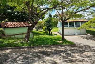 Foto 4 de 48: Casa em leilão em Santana De Parnaíba - SP — IMÓVEL URBANO COM ÁREA TOTAL DE 5.381,90 m2 EM SANTANA DE PARNAÍBA-SP