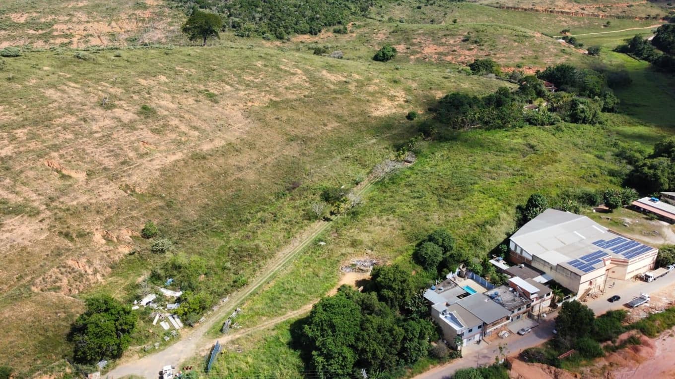 Foto 16 de 61: Terreno em leilão em Muriaé - MG, bairro Sofocó — IMÓVEL URBANO COM ÁREA TOTAL DE 48.206,32 m2- Em MURIAÉ/MG