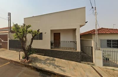 Casa em leilão em Pindorama - SP — (1/6) Casa, A.T. 220m², A.C. 168m²