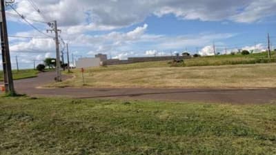 Terreno em leilão em Umuarama - PR — TERRENO URBANO COM ÁREA DE 950,73m2. EM UMUARAMA-PR