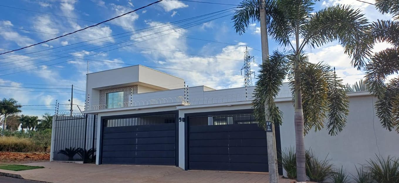 Foto 3 de 4: Casa em leilão em Maringá - PR — Casa 312m², Jardim Imperador em Maringá/PR - Ocupada