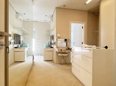 Foto 6 de 10: Apartamento em leilão em São Paulo - SP — Apto. no Condomínio Cidade Jardim, 236 m² AÚ, 427 m² AT com 50% de desconto em 2ª praça
