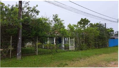 Foto 13 de 14: Terreno em leilão em Pontal Do Paraná - PR — Terreno com área de 1.077,00m², contendo uma casa com piscina, localizado na Avenida Panamérica, nº 533 Pontal do Sul/Pontal do Paraná/PR