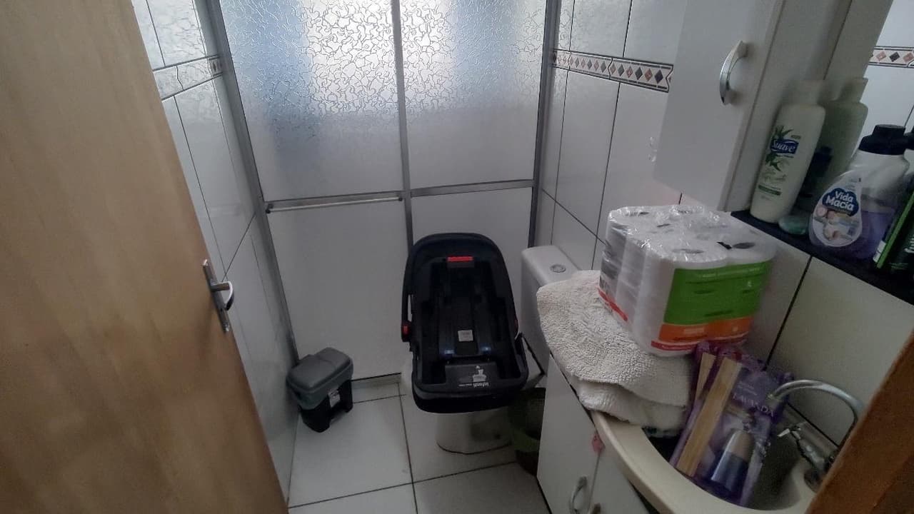 Foto 16 de 18: Terreno em leilão em Sarapuí - SP, bairro Vila Ana Maria — Casa, A.T. 262m², A.C. 127m²