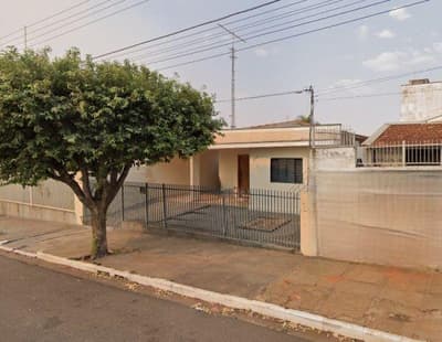 Foto 1 de 3: Casa em leilão em Tanabi - SP — Casa 242m², Centro, Tanabi/SP - Ocupada