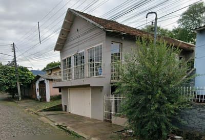 Foto 2 de 3: Casa em leilão em Ijuí - RS, bairro Modelo — Casa em alvenária localizada na Rua Wilma Hilda Pydd, 20, Ijuí/RS