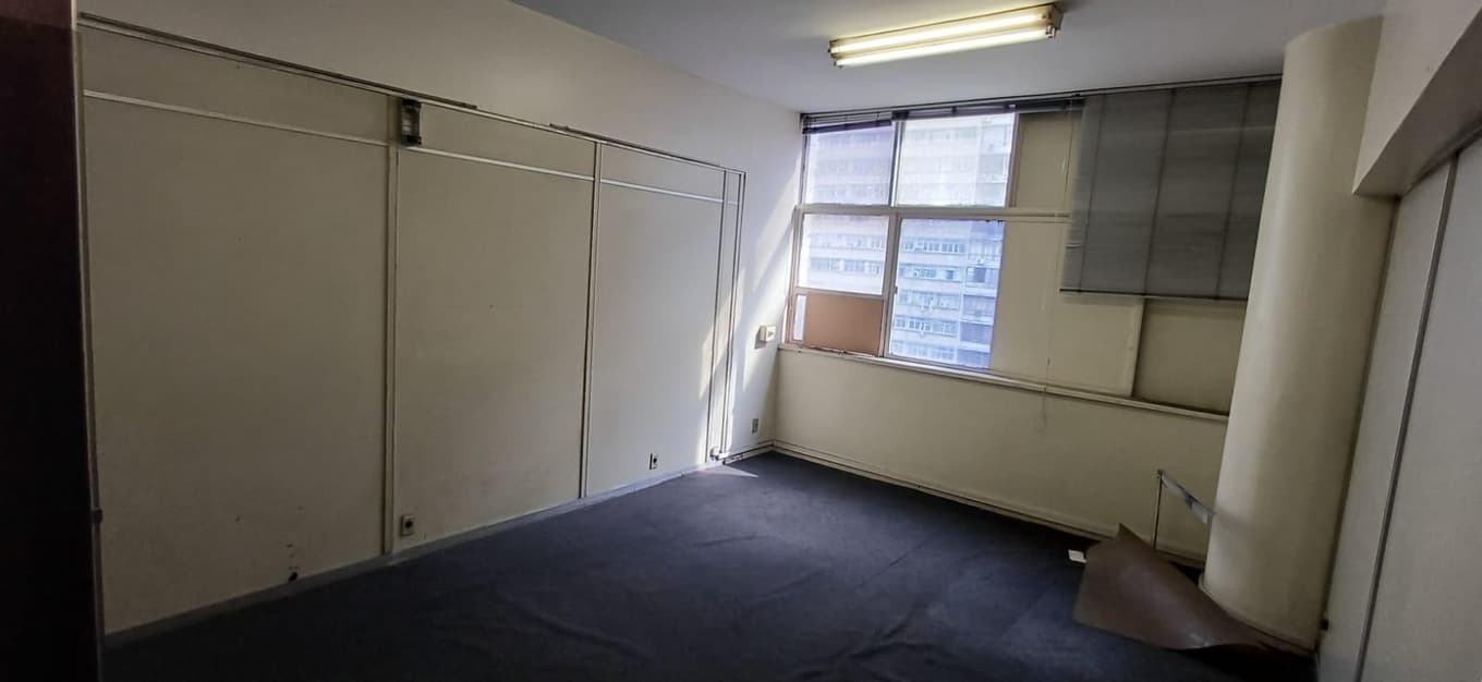 Foto 56 de 57: Comercial em leilão em Rio De Janeiro - RJ, bairro Centro — Conjunto Comercial 377m² na Av. Presidente Vargas, 583 | Centro/RJ | Próximo ao Metrô Uruguaiana e Candelária | Oportunidade para Investidores!
