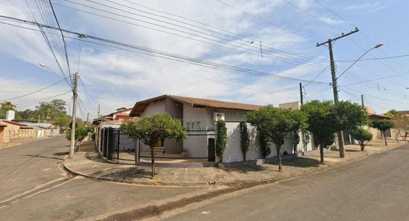 Foto 1 de 3: Casa em leilão em Rio Claro - SP, bairro Vila Bela — Casa 323m², Vila Bela, Rio Claro/SP - Ocupada