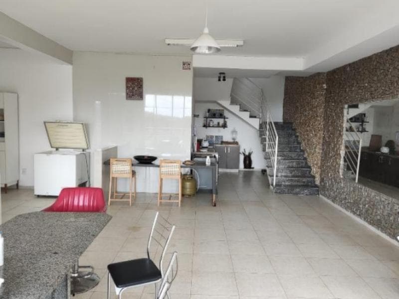 Foto 2 de 11: Casa em leilão em Juiz De Fora - MG, bairro Borboleta — Casa_Condominio, Juiz de Fora / MG