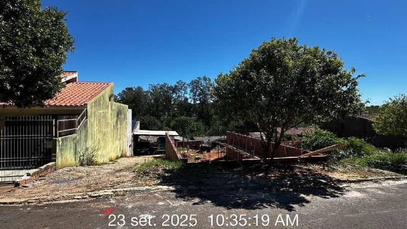 Foto 2 de 4: Terreno em leilão em Umuarama - PR, bairro Jardim Beira Rio — Lote de terras n° 07, da Quadra B, do loteamento Jardim Beira Rio, na cidade de Umuarama, com a área de 297,00m².