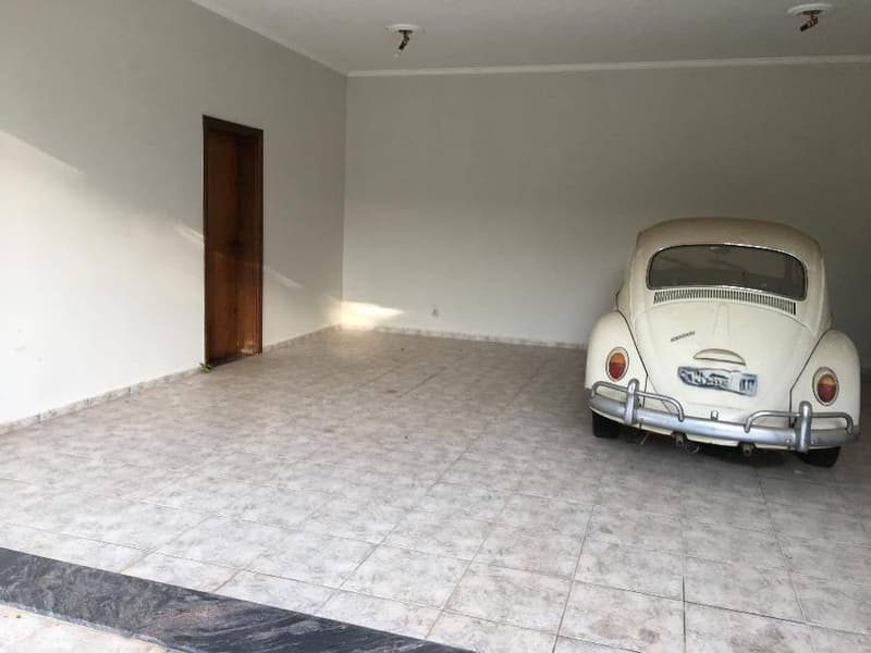 Foto 5 de 8: Casa em leilão em Águas De São Pedro - SP, bairro Centro — Casa 249,64m² com Terreno 610m² | Águas de São Pedro-SP | Centro - Financiamento até 420 Meses!