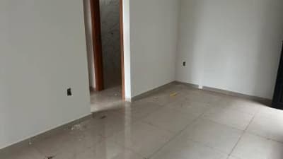 Foto 14 de 17: Casa em leilão em Cascavel - PR, bairro Interlagos — Casa 53m² | Cascavel-PR | Interlagos | Cond. Residencial Hendges I - 2 Dorms, 1 Vaga de Garagem - Financiamento até 420 Meses!