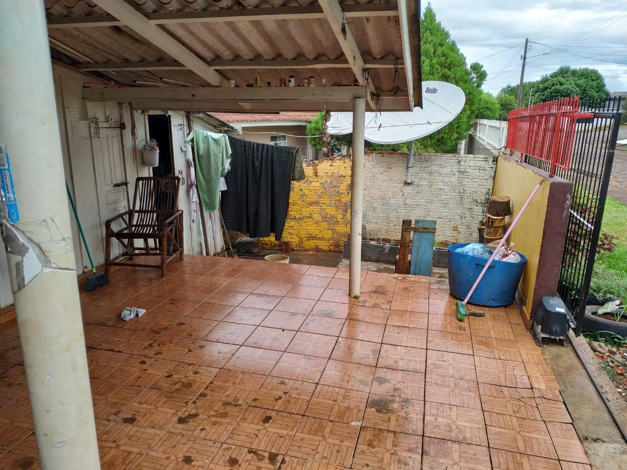 Casa em leilão em Laranjeiras Do Sul - PR, bairro São Francisco — Imóvel com casa de madeira localizado na Rua Cascavel, 359, Laranjeiras do Sul/PR