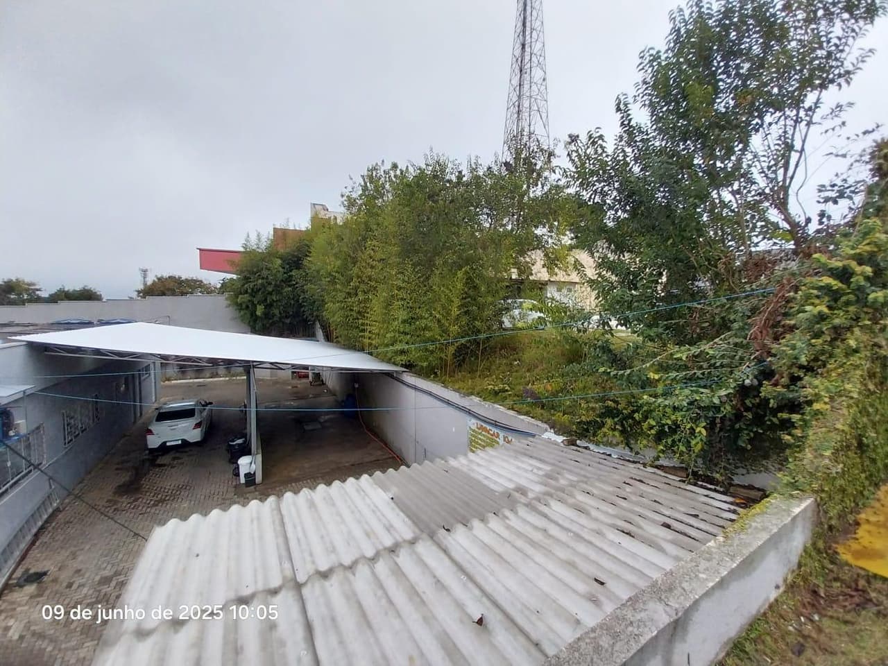 Foto 28 de 59: Comercial em leilão em Curitiba - PR, bairro Vista Alegre — Posto de Combustível com área de terreno total de 3.126,40m², benfeitorias de área total de 477,00m², localizado na Rua Miguel Tschennerl, 47, Vista Alegre, Curitiba/PR