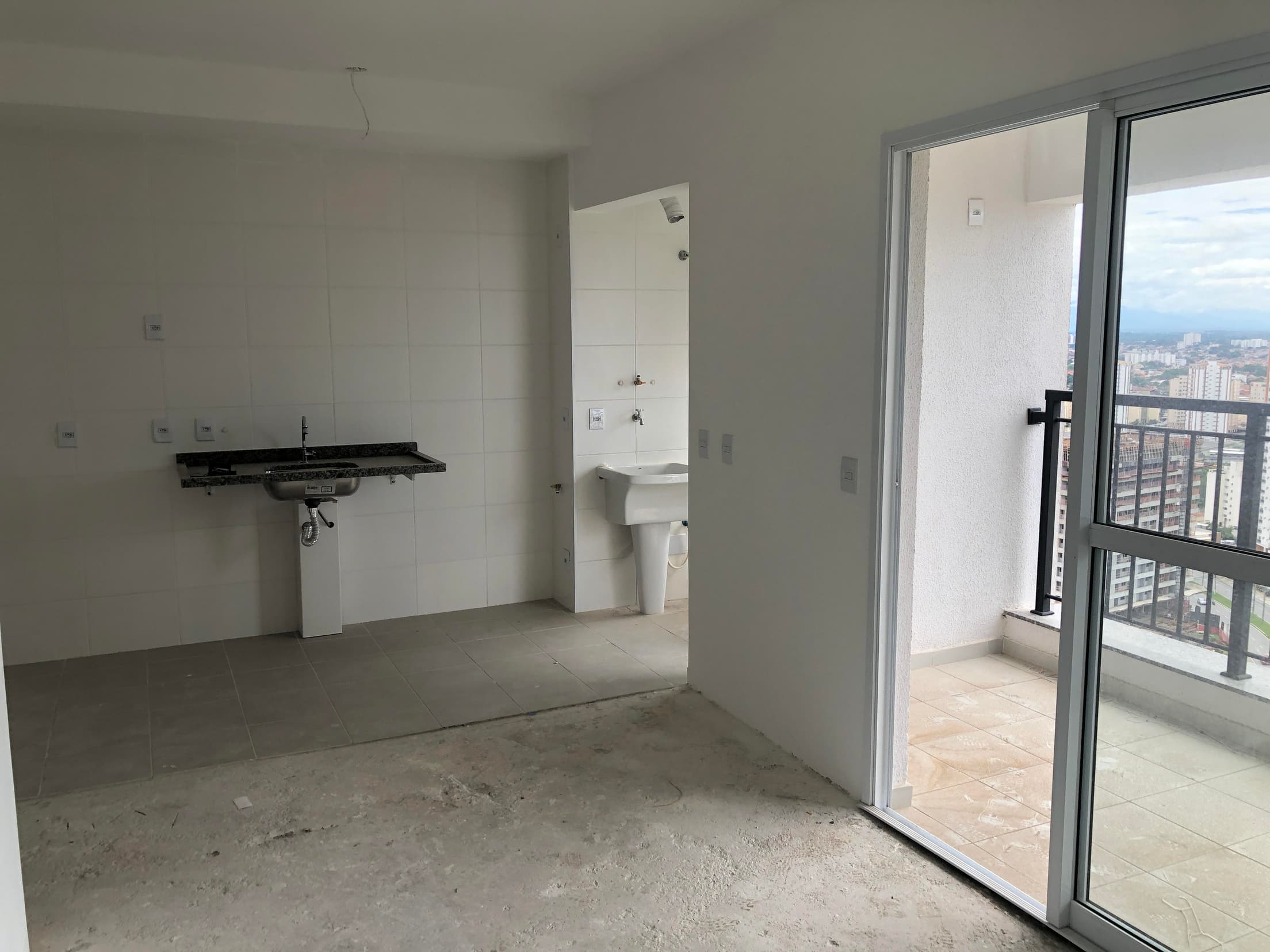 Foto 9 de 32: Apartamento em leilão em Taubaté - SP, bairro Vila Costa — Apto 94m² | Vila Costa (Taubaté) | 2 Vagas | DESOCUPADO: Excelente Localização Próximo ao Taubaté Shopping. Ideal p/ Moradia ou Renda!