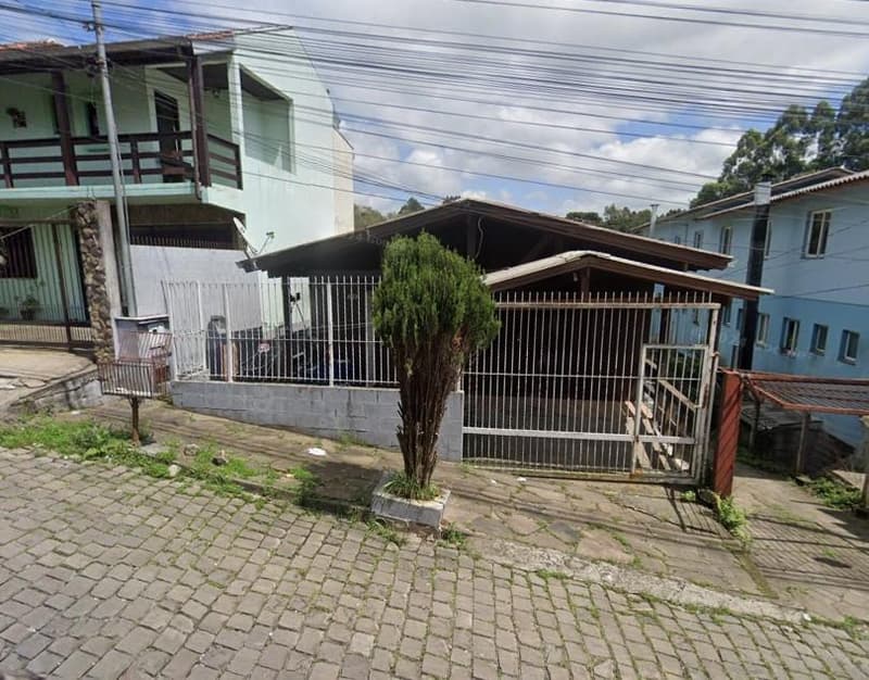 Casa em leilão em Caxias Do Sul - RS — Casa 114m², Ocupada no Parque das Rosas II, Caxias do Sul/RS