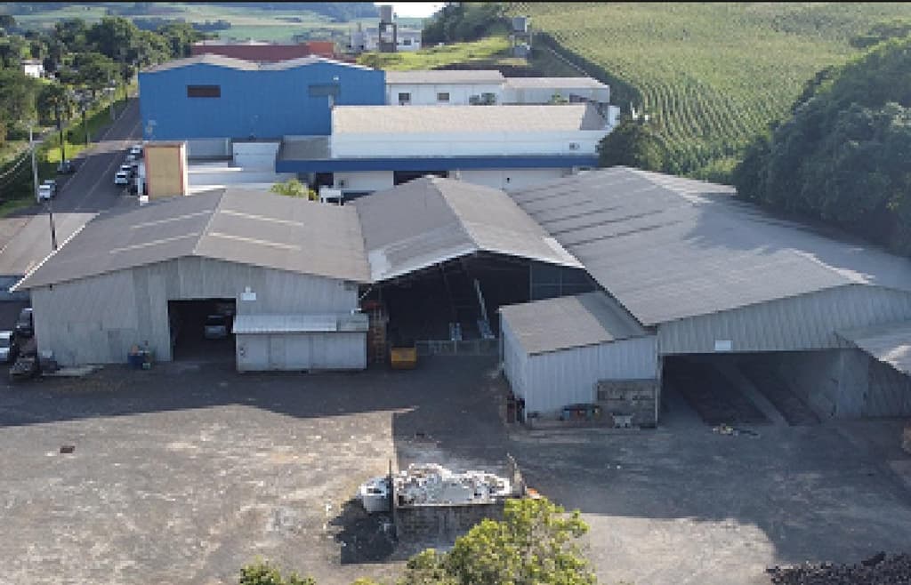 Foto 1 de 6: Comercial em leilão em Herval D'oeste - SC, bairro Loteamento Distrito Industrial — Imóvel com A.T. 5.866,60m², Loteamento Distrito Industrial, Herval D'Oeste/SC