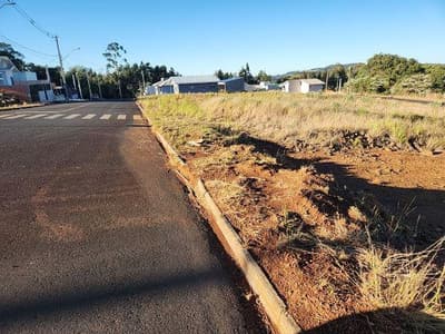 Foto 1 de 6: Terreno em leilão em São Lourenço Do Oeste - SC, bairro São Francisco — LOTE URBANO Nº 11 LOCALIZADO NA RUA COMERCILDO MOSCHEN, BAIRRO SÃO FRANCISCO, EM SÃO LOURENÇO DO OESTE/SC ¿ ÁREA DE 371,68M²