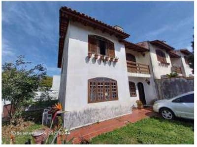 Foto 7 de 32: Terreno em leilão em Curitiba - PR, bairro Bairro Alto — Terreno urbano com área de 540,00m² com benfeitorias de área total de 397,30n² , localizado na Rua Heitor Baggio Vidal, 2300, Bairro: Bairro Alto, Curitiba/PR.