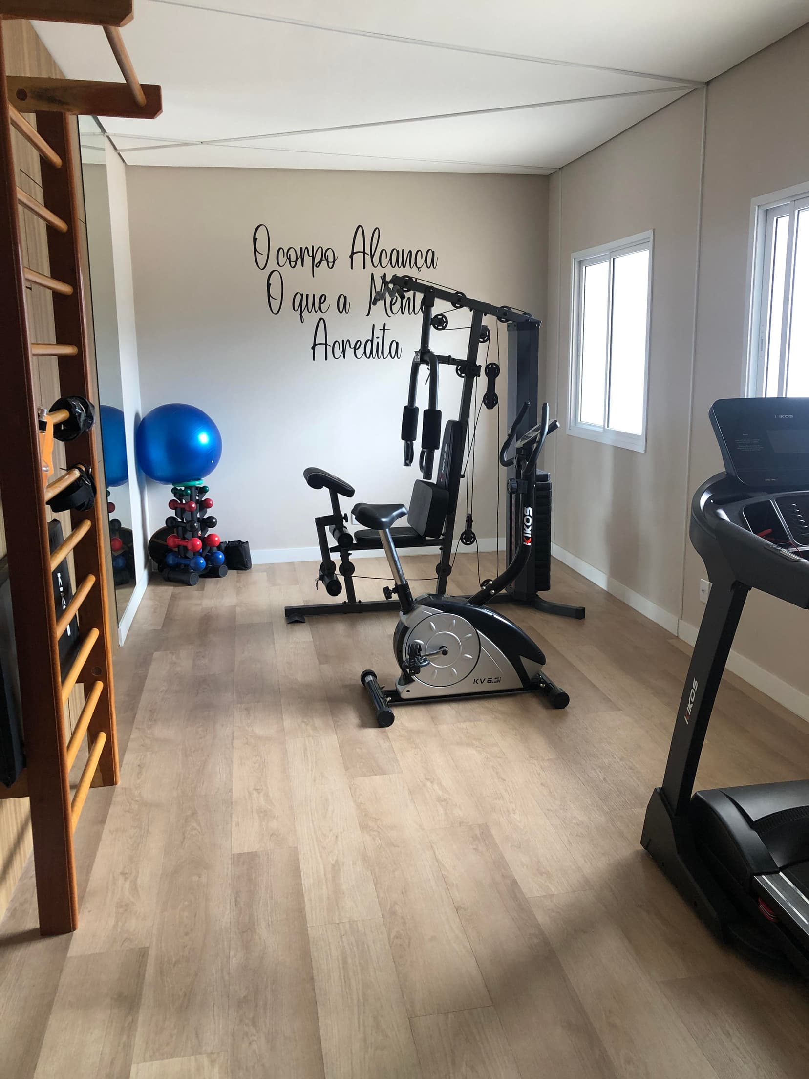 Foto 25 de 32: Apartamento em leilão em Taubaté - SP, bairro Vila Costa — Apto 94m² | Vila Costa (Taubaté) | 2 Vagas | DESOCUPADO: Excelente Localização Próximo ao Taubaté Shopping. Ideal p/ Moradia ou Renda!