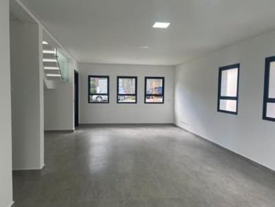 Foto 12 de 18: Casa em leilão em Arujá - SP, bairro Jardim Imperial — Casa_Condominio, Desocupado, 298.0 m2, ARUJÁ / SP