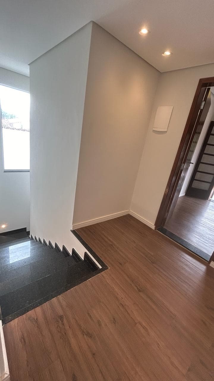 Foto 27 de 30: Casa em leilão em Mogi Das Cruzes - SP — IMÓVEL URBANO- ÁREA TOTAL 500 m2- Em MOGI DAS CRUZES/SP