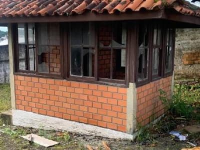 Foto 10 de 29: Terreno em leilão em Florianópolis - SC, bairro Capoeiras — Sede de Esporte e Lazer - Área Total de 13.270m² - Florianópolis/SC