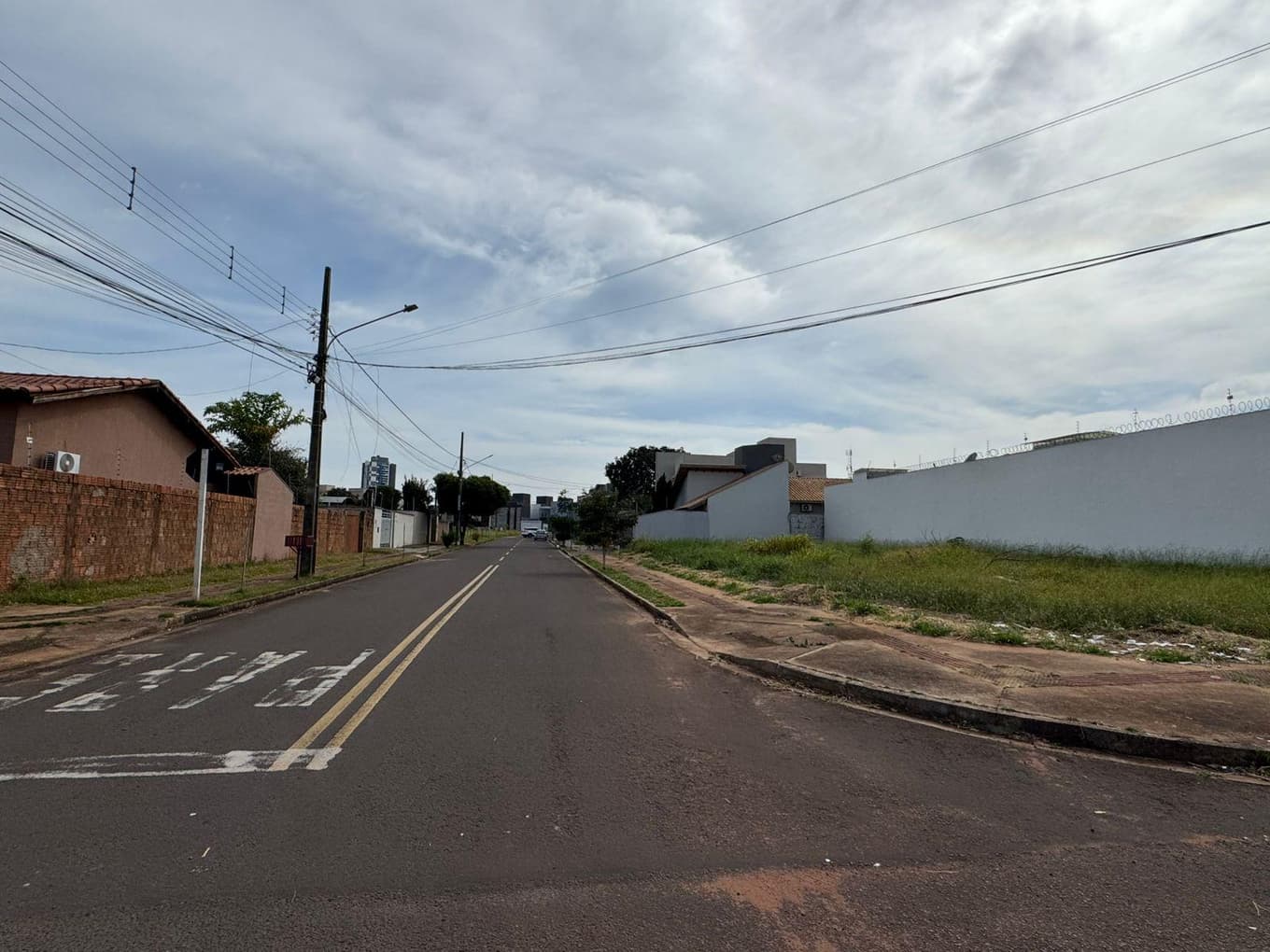 Foto 3 de 7: Terreno em leilão em Campo Grande - MS, bairro Vila Nascente — TERRENO URBANO DE ESQUINA | A.T. 360 M² | EXCELENTE LOCALIZAÇÃO - VILA NASCENTE | CAMPO GRANDE/MS
