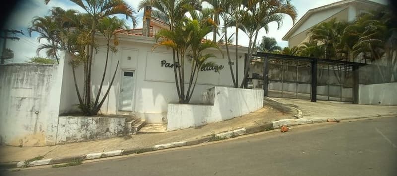 Foto 12 de 12: Casa em leilão em Suzano - SP, bairro Jardim Casa Branca — UMA UNIDADE AUTÔNOMA - CASA Nº 4 E VAGAS DE GARAGEM - CONDOMINIO RESIDENCIAL PARK VILLAGE