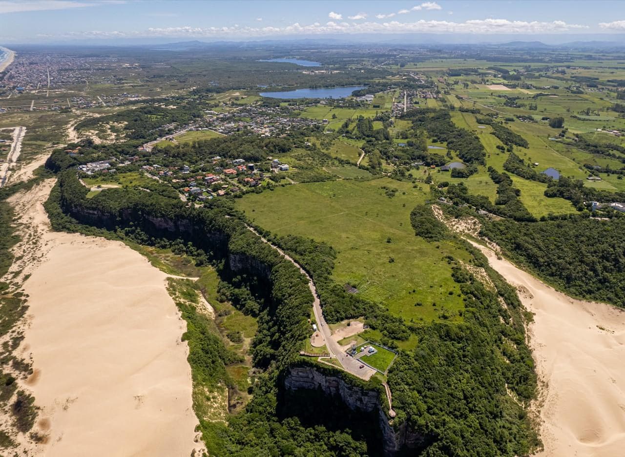 Foto 15 de 22: Terreno em leilão em Araranguá - SC — Lote de Terreno com 600m² - Morro dos Conventos - Araranguá - SC