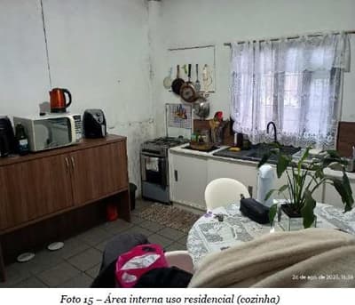Foto 5 de 10: Comercial em leilão em São José - SC, bairro Bela Vista — Galpão na Rua Julia Schroeder, nº 197, Bairro Bela Vista, São José/SC.