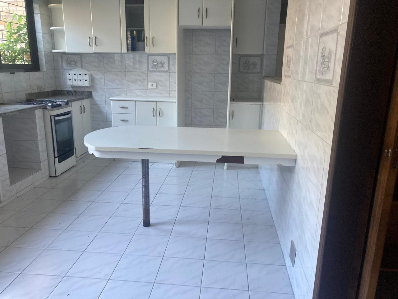 Foto 9 de 52: Casa em leilão em Curitiba - PR — Direitos Hereditários sobre Casa de 285m² - Bairro Jardim Social - Curitiba/PR