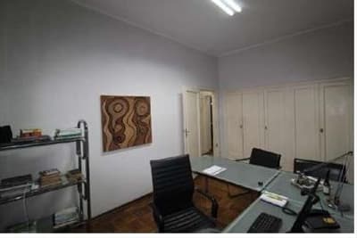 Foto 30 de 44: Casa em leilão em Araçatuba - SP — IMOVEL - CASA RESIDENCIAL e/ou COMERCIAL localizada no Bairro Higienópolis na cidade de Araçatuba/SP