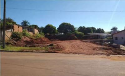 Terreno em leilão em Mariluz - PR, bairro Centro — IMÓVEL URBANO COM ÁREA TOTAL DE 675.00 m2- Em MARILUZ/PR