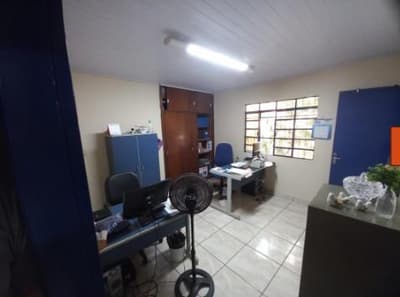 Foto 10 de 13: Comercial em leilão em Taquaritinga - SP, bairro Guariroba — Imóvel Industrial, A.T. 3.466,75m², possui 3 galpões, casa e escritório, Distrito de Guariroba