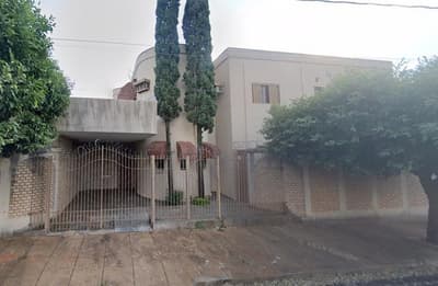 Casa em leilão em Mirassol - SP — Sobrado, A.T 292m², A.C. 267m², Centro